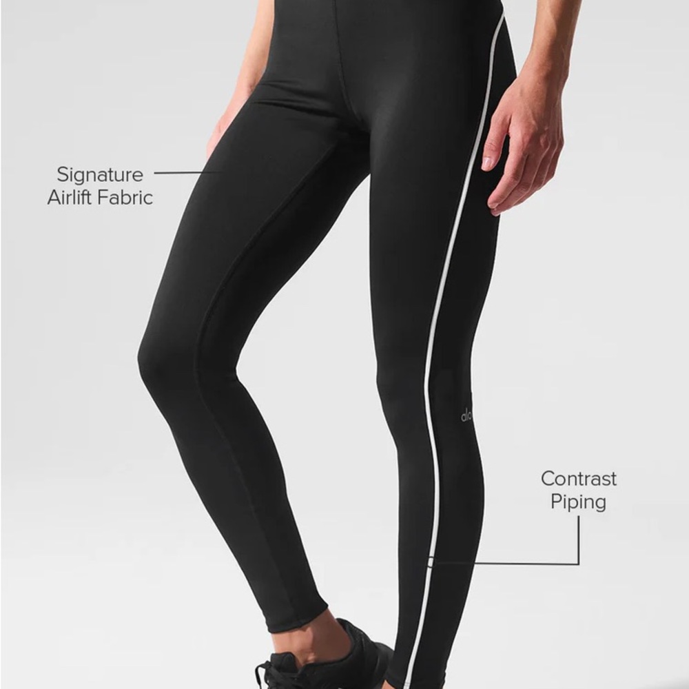 Alo Yoga Airlift High-Waist Suit Up Legging in XS